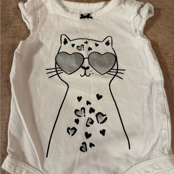 Carters- Adorable Cute Cat Print Onesie and Gray Pants Set 6M - Picture 3 of 6